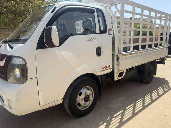 السلام عليكم  كيه  فحل 
 موديل ١٦
مشروع وطني 
رقم بابل
تحويل مباشر  السياره مكفوله 
محور تاير ١٤
استد ٢٧
السعر  ١٣٠
رقم الهاتف ***********
