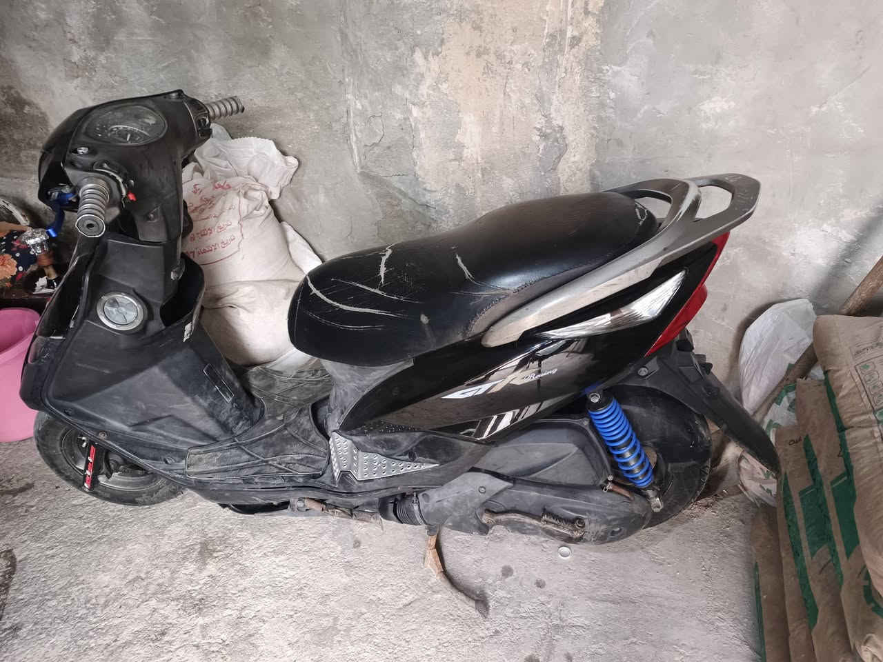 دراجه جديده للبيع كله يشتغل دراجه ***********
