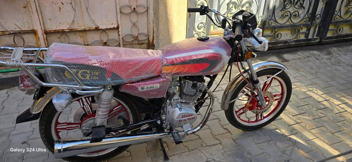 مرحبا دراجه سيفان السونك عينه ليزريله دراجه اخت الجديده كامله مكمله مديل 26 اوراق اسكنر اسكنر اسكنر مكاني البصره السعر 950 وبيها مجال بصيط للشراي انا مكلف بلنشر اتصل ع صاحب الدراجه او واتساب ***********
