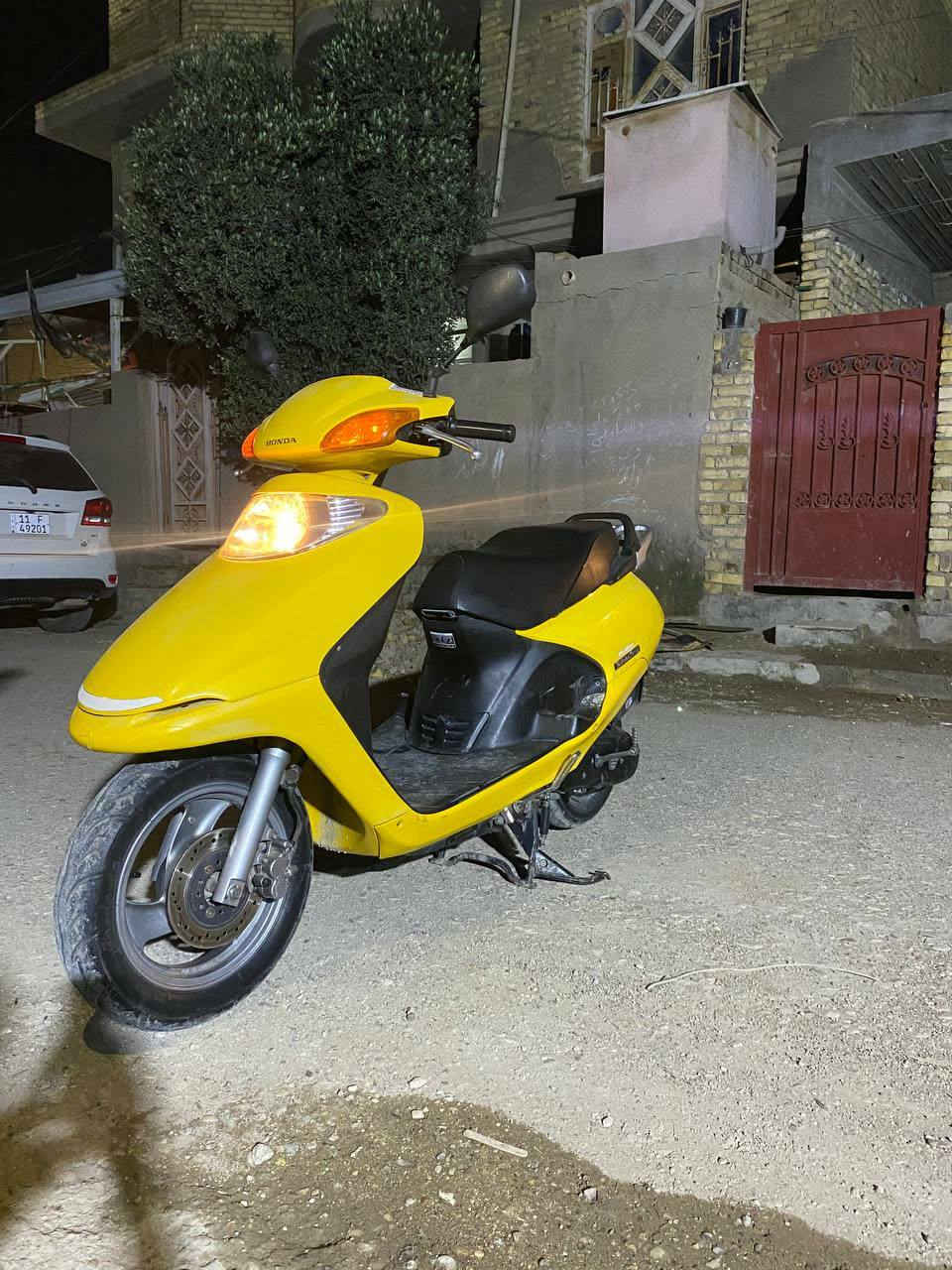 السلام عليكم سبيسي ياباني رمبه مكفوله كفاله عامه من جميع الملاحظات ماشية 6000فقط حقيقي صارلها شهر طالعه من رمبه مع كتلوكات الشركه 
السعر مليون و350مع مجال قليل 
العنوان كوت الانوار 
موبايل ***********
