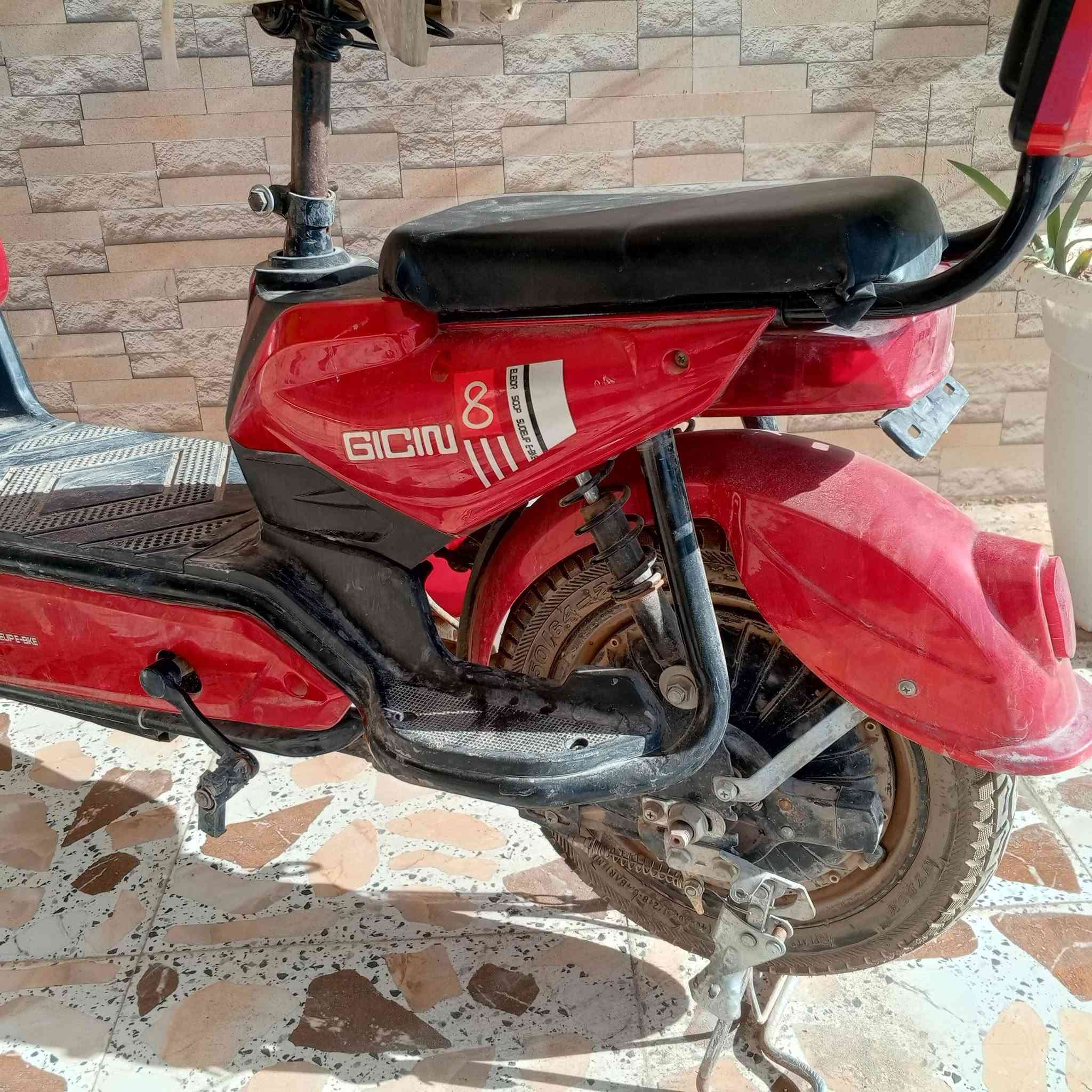 باسكل شحن للبيع نظيف وجديد مكان بابل رارنجيه  موديل 14سرعة 60بطاريات جديدات مع مساعدة بايدر السعر (قيم واخذ)


**إذا كنت صاحب هذا الإعلان وتريد حذفه لأي سبب، رجاءا أرسل رسالة إلى الدعم الفني**