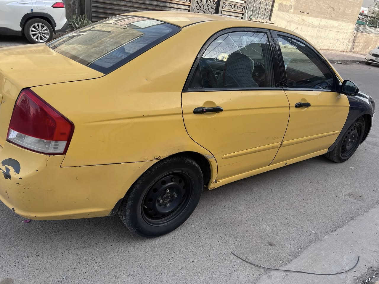 سياره سبكترا موديل 2007 بسمي بيع فقط
تبريد تدفئه منضموت غاز سياره على شوفتكم مصفره هيئه صدر تخم تاير  السعر 60 للاستفسار *********** العنوان ديالى
