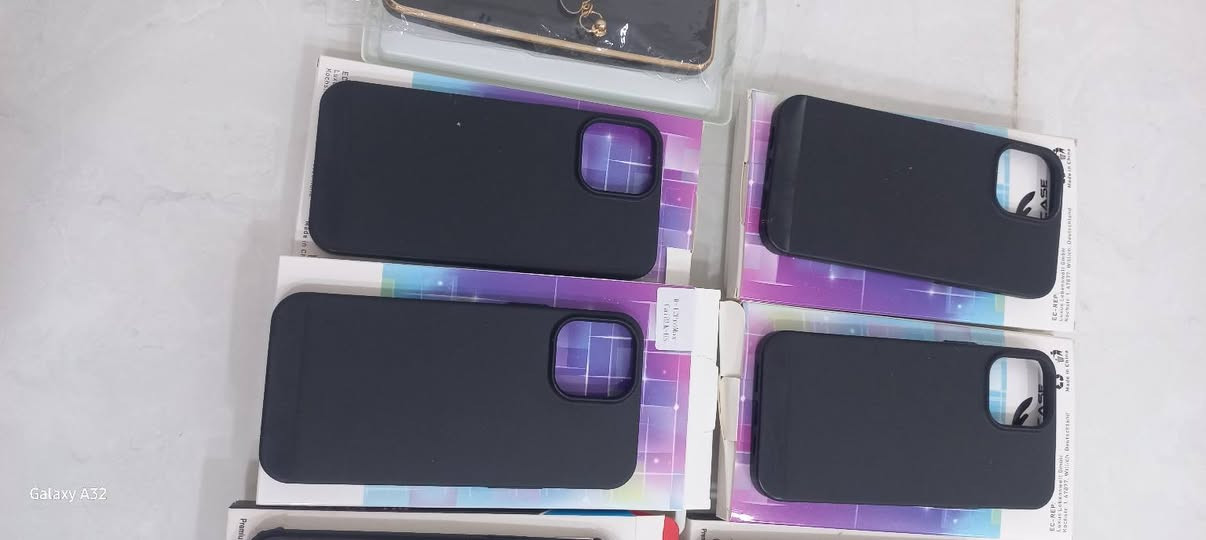 منو ابو تلفونات او للمهتمين! عندي گفرات اصلية جديدات كرتونة مال ايفون اعتقد 11و12و13
لعادي ولبرو، اصلي وثكيل
بسعر مناسب يستفاد منهن
العدد تقريبا 12 حافظة الي يحب موجود خاص 
وگفرين هدية للي ياخذهن شلعة


**إذا كنت صاحب هذا الإعلان وتريد حذفه لأي سبب، رجاءا أرسل رسالة إلى الدعم الفني**
