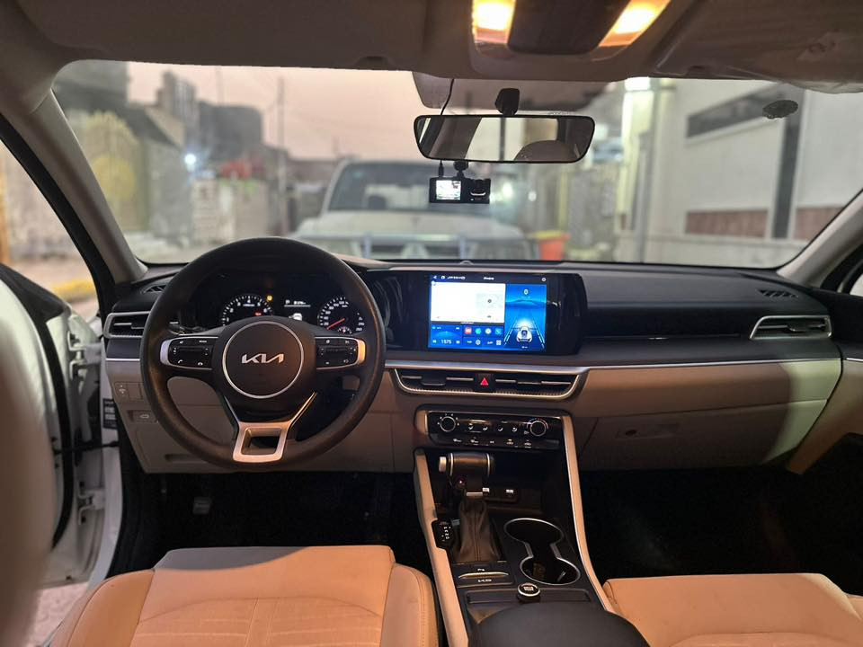 كي 5 موديل 2023 كفاله عامه خليجي قرار معوقين السعر 180$   0780 761 2027
