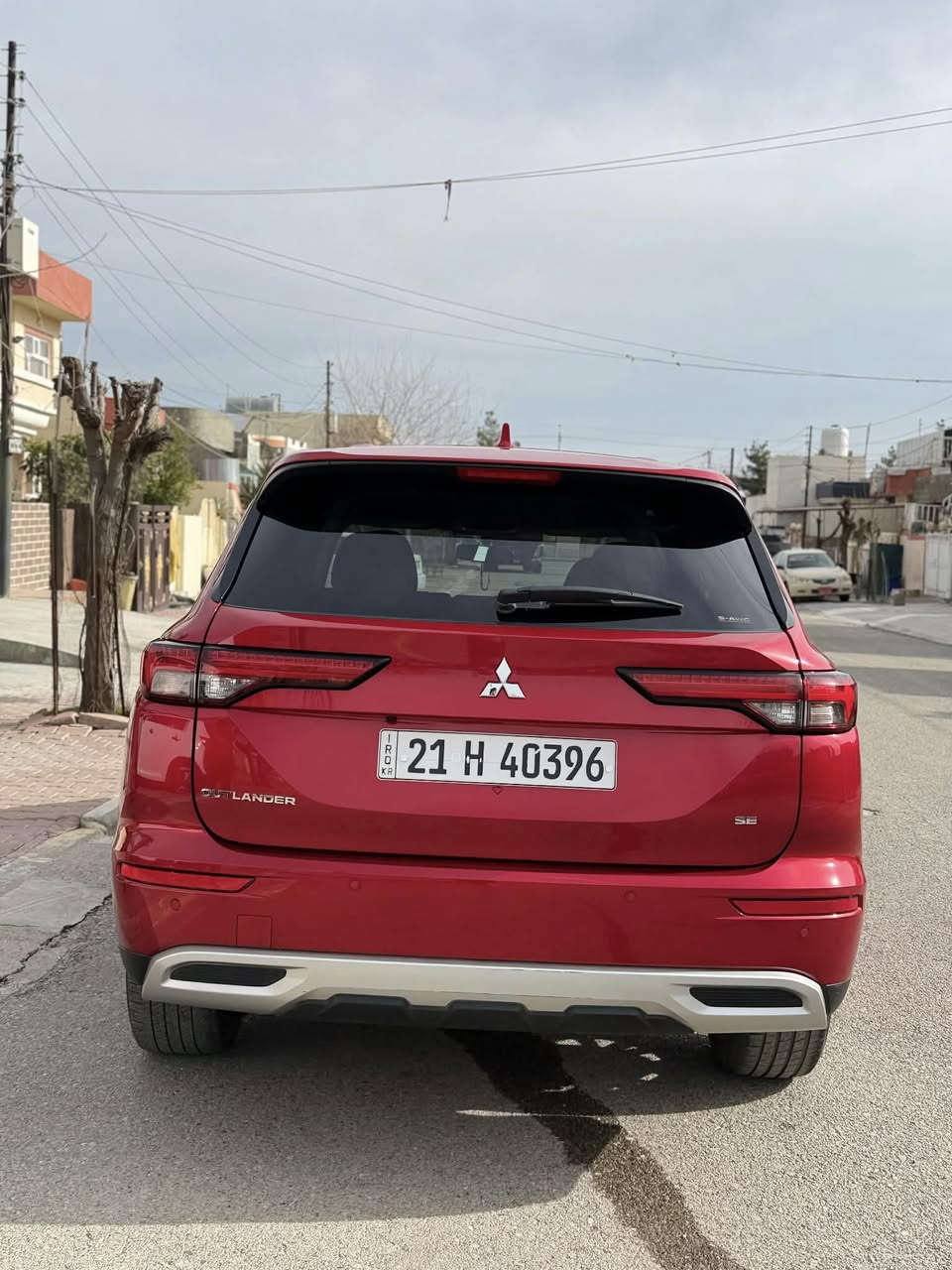 ‏Mitsubishi Outlander 2024
ماشيه 19 الف فقط
حادث فقط بنید بدون دواخل
ایرباك فقط ستیرن 
حجم محرك 4 سلندر 2.5
‏‎المواصفات:
‏‎بصمة تشغيل
‏‎بصمة ابواب
‏‎المرايات شفط 
‏‎سقف بانوراما 
فور ويل 
كشنات تدفه استيرن تدفه
كشنات كهربا
‏Super ALL WHEEL CONTROL
‏‎كاميرات محيطية 
کامیرا خلفیە
‎5 رادار
سياره 7 راكب 
‏‎رادار امامي (تحديد مسار)
‏‎رادار جانبي (نقاط عمياء)
‏‎رادار خلفي (تحذير من الاصطدام)
‏‎تبريد قطعتين لمس
‏‎تحكم وضعيات القيادة...Drive Modes 
صندق جك كهرباء كشنات تدفئة
‏‎تحكمات استيرن
‏‎استيرن تدفئة
‏‎هاند بريك بصمة
‏‎اوتو هولد Auto Hold
‏‎مانع انزلاق+ABS
‏‎شاشة كبيرة لمس
‏‎حساسات خلفية،
‏‎منافذ AUX+USB
📍مكان سياره سليماني 
سياره بدون رقم تترقم شمالي فقط اربيل سليماني دهوك
***********
