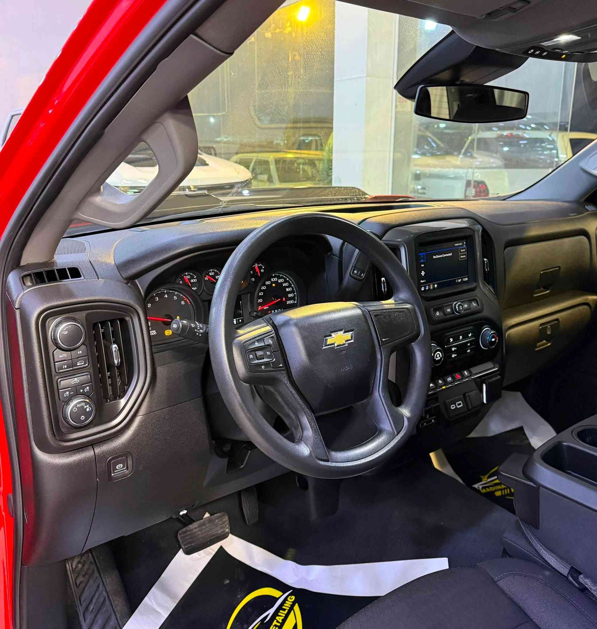 Chevrolet Silverado 
2024 custom
4i - 2.7T - 4x4

بسمە و شغال
شاشە و کامیرە
لایت لید
رادار
باب طویل
بودی طویل
ویل 20

10.000 mile
2 قطعە صبغ
سعر 235 ورقە

معرض ( مەدینە ) اربیل شارع ١٠٠م
***********
***********⁩⁩⁩
