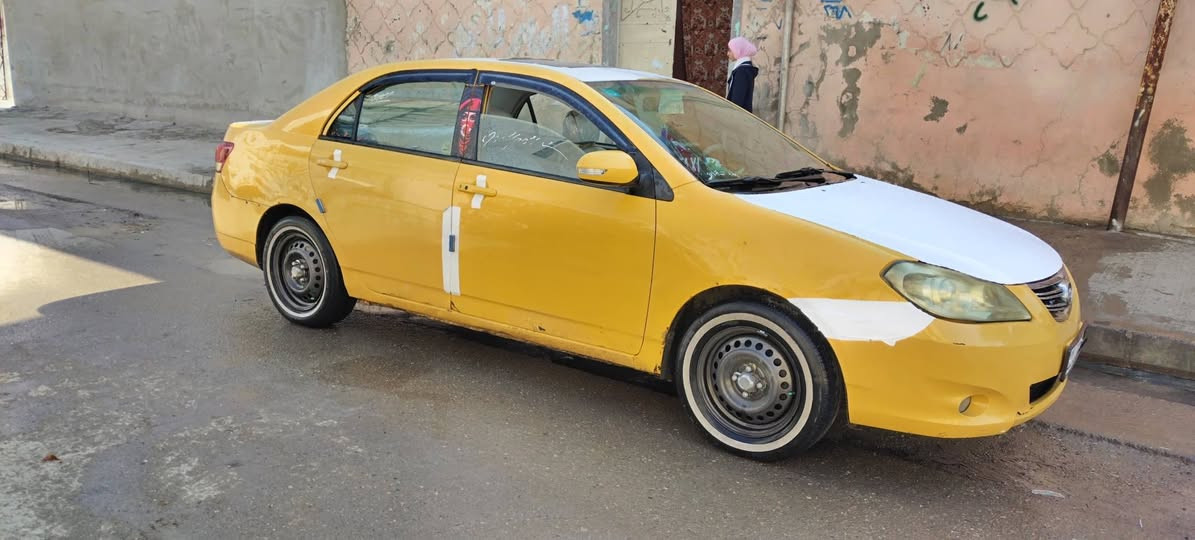 سياره بي واي دي جي ثري كير عادي مكينة جديده الموديل ٢٠١٣ سياره نضيفة مكانى موصل رقم بغداد ***********
