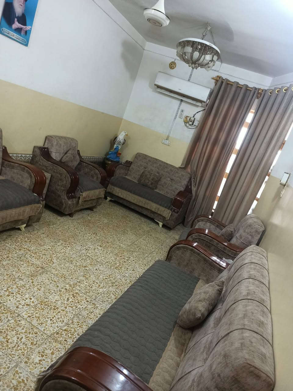 دار للبيع في حي النـداء 🏡
▪️مساحه 130م (واجهه 6ونص،نـزال 20)

▪️بناء جناي حديث سنه 2017  يحتوي على ثلاث غرف نوم +صاله +استقبال +مطبخ +مجاميع صحيه +كراج📌

▪️موقـعه حي النداء شارع مجمع بيتي قريب ع 60 الترابي ركن ع شارع 15  📍

▪️يـباع نـقدا بسعـر منـاسب جـوا السـوك 

واني صاحب الدار للتواصل واتساب او مراسله الصفحه :

***********
