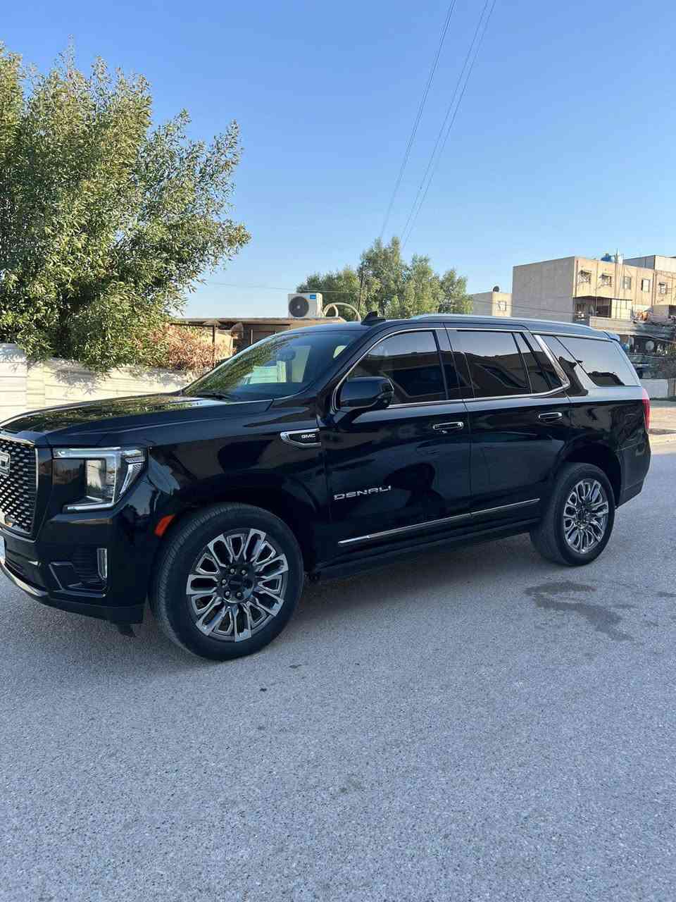 السلام عليكم: عندي سياره GMC دنلي التمت موديل2023يعني مواصفات كاديلاك محرك 6200 وميحتاج اذكر مواصفات لأن مواصفاتها معروفة فول الفول و سيارة بدون رقم ماشيه 49 الف و الحادث بنيد و جاملغ و طاك الايرباك والسعر 470$  و هذا رقمي ***********
