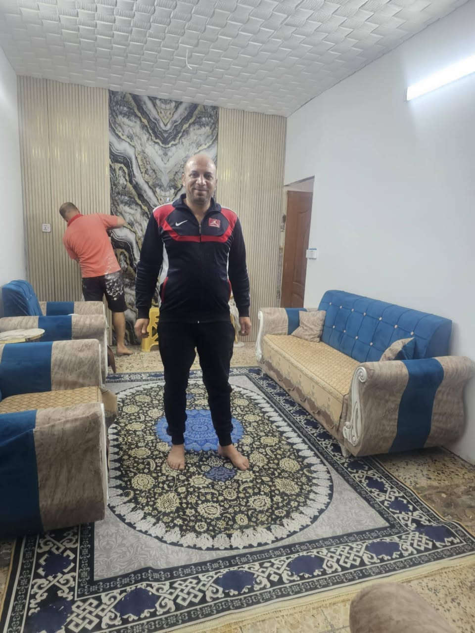 السلام عليكم اعمالي تغليف جبس بورد  مع ظلع بلازمه اي استفسار ***********
