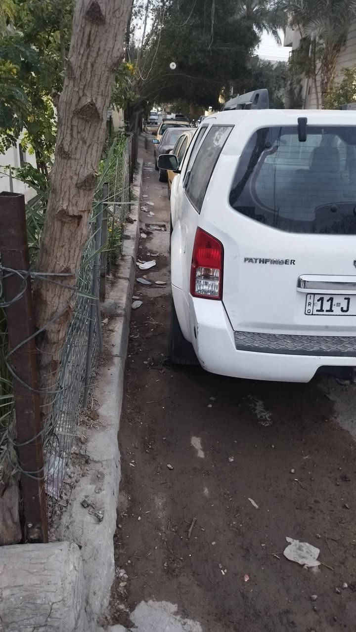 السلام عليكم للبيع باتفندرموديل 2008فتحه ثلاث قطع تبريدمحرك كيرنعمه من الله السياره بسمي بغداددولي مكاني بلغزاليه السعر110هذه رقمي ***********.        ***********
