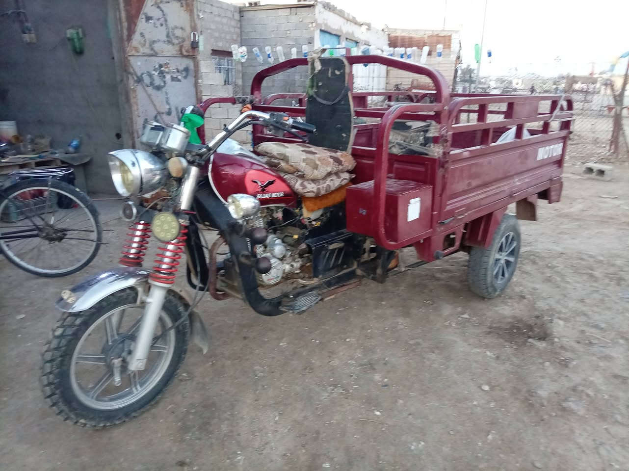 السلام عليكم
ستوته صقر للبيع  موديل 2020
محرك لوك جديد ستوته جاهزه من كلشي
اوراق اصولي مكان واسط الشحميه قريه٦)السعر مناسب اتصل على الرقم 
0771 869 0942
