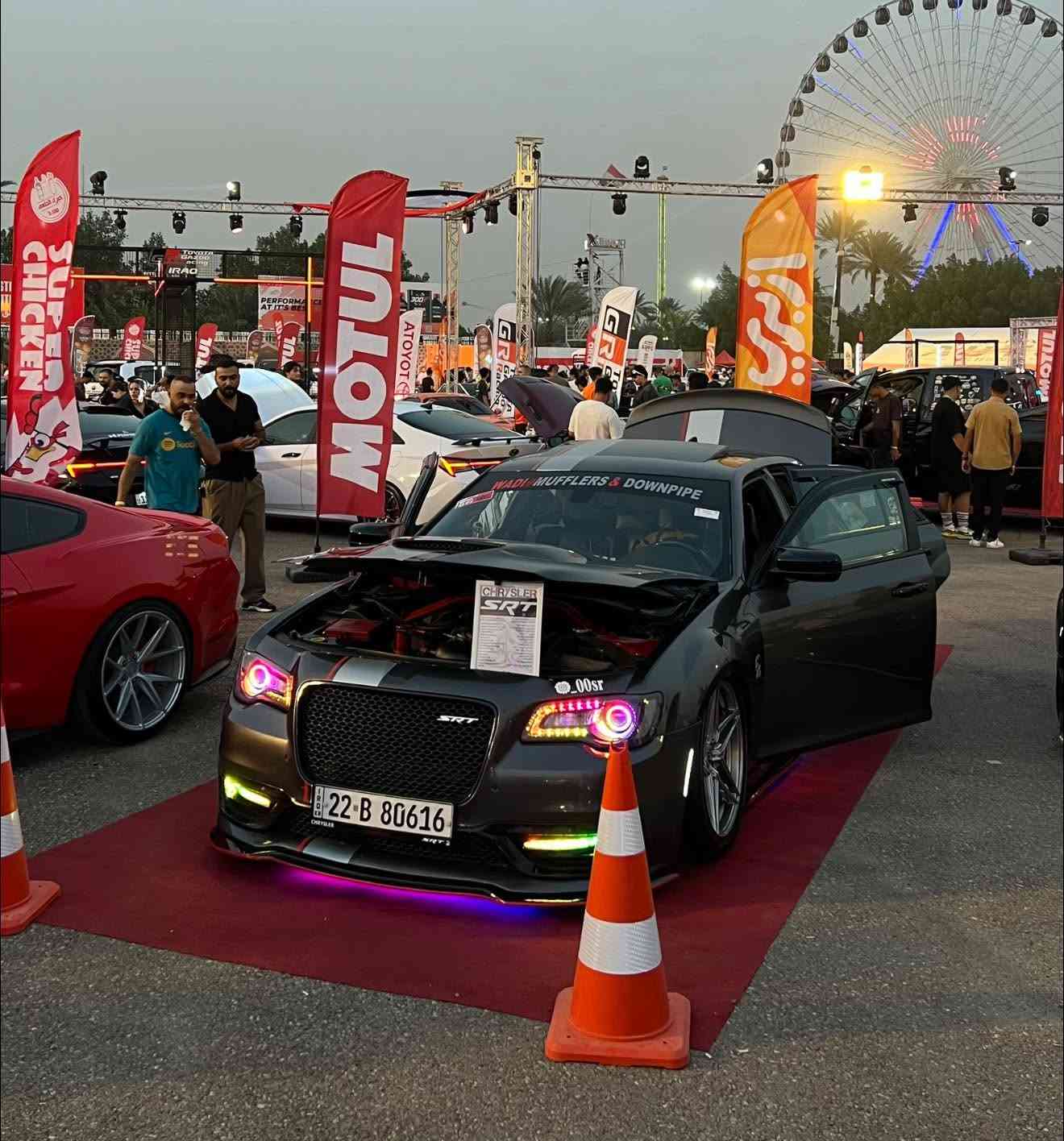 الماموثث 🦣🔥 . 
للبيع او المراوس .

- مواصفات ✅ :
 
كرايسلر s300 2021 5.7 
ضرر قطعه واحدة فقط ، جاملغ السائق مبدل ومصبوغ ، ايرباك دشبول ، بأسمي تحويل شوكت متريد 
ماشيه ٤٠ الف ميل 
فول مواصفات 
بنوراما - رادار جانبي - كشنات خزن ميموري - كشنات تدفئه تبريد - ستيرن تدفأ- مري قلاب - برده خلفيه - ترحيب - حساسات امامي خلفي - شاشه كبيره كار بلي - 4 وضعيات قيادة -  سماعات البين ودمام خلفي - باقي المواصفات الs المعروفة 

- تزويد 😈🔥 : 

شوته AFE مفتوحه 
هدرز شورت SRT 
بلكات NGK 
نوزلات 6.4 
اويل كاتش كان 
تفريغ كامل الكزوز 
كزوز بورلا اتاك 
بوابات كزوز تفتح وتسد 
فجوج بريمبو ٦ بستم امامي هلكات 
٤ بستم خلفي هيلكات 
جكات كات باك s2 - عليهن ادامه قبل شهر 
بنيد ٣ فتحات SRT + البلادي موجود بدون ضرر 
كير SRT 
ويلات أصليات 
اكسل قفل 3.09 
كت كامل SRT + وشومات 
كفرات محرك SRT 
دركه ار بي ام SRT لصليه مو صيني 
شاشات الداخل كله تحديث SRT 
نضام لد متغير داخل السياره بلكامل 
نضام لد متغير بجم السياره بلكامل 
عدسات زنون أصليات خط ازرق 
سبينسر ثروتل AFE 
برمجه مصطفى ايكل
السياره عل داينو مطلعه 430 hp 
دوسات رزلاين اصلية 
دفيوزر SRT 
ولف حماوه مشموتو 82
سترس بار فوك المكينه 

- للتواصل 📞 : 
*********** / واتساب 
مكاني بغداد ، السيارة لا دوس ولا استعراض
