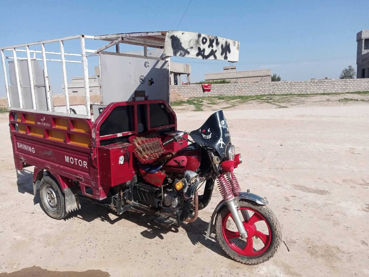 السلام  عليكم
ستوته للبيع موديل 17 محرك 19 كهربايات كله شغاله ماعيزه كلشي سلف شغال هندل شغال واي لحيم مابيه واتصل وتدلل ***********
