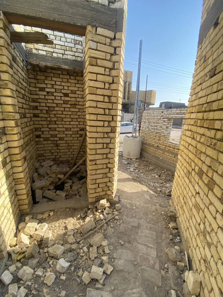 هيكل زراعي خنيطله خلف بيوت سيد مصطفى مباشرتاً يبعد عن الشارع التبليط 50متر المساحه 230م يتكون البناء من غرفتين + صاله +مطبخ+دوانيه+كلدور+صاله +منور+مجمع صحيات داخلي وخارجي+مطبخ حار  السعر 68بي مجال للأستفسار ***********
واتساب ***********
او مراجعه مكتب عقارات البركه خنيطله شارع الكراج العماره الأوله مقابيل الكراج
