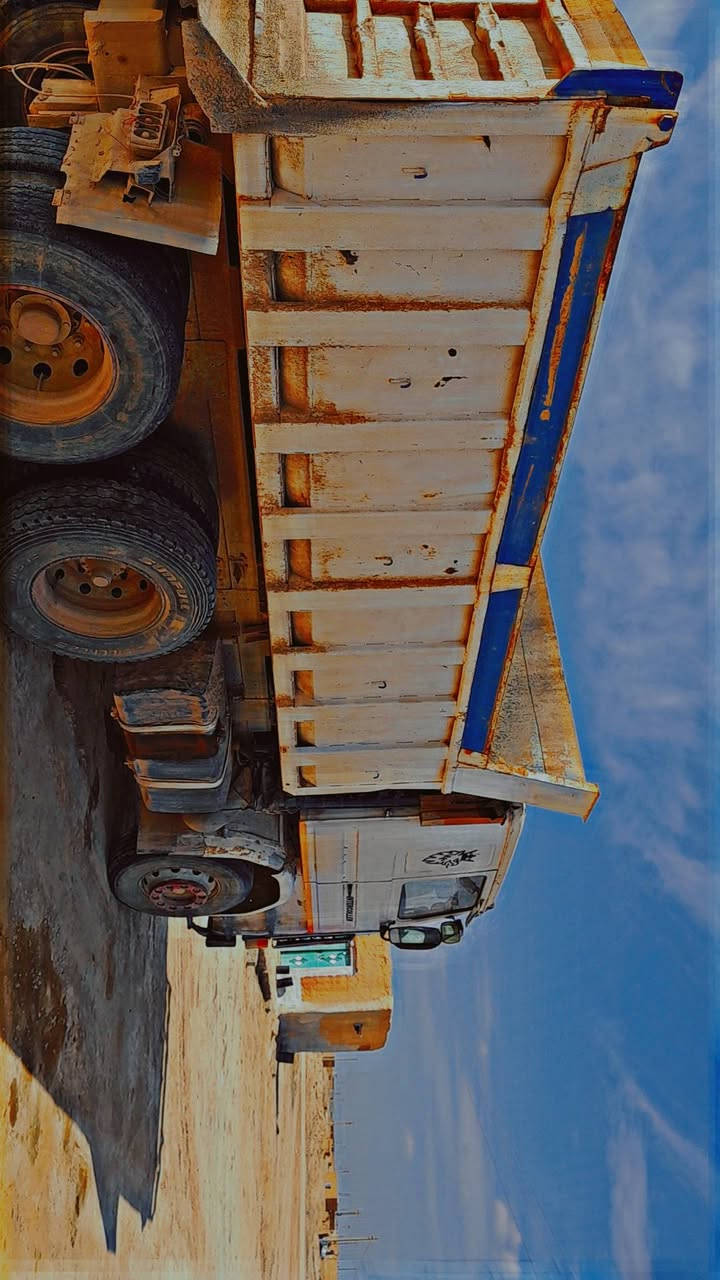 السلام عليكم 
قلاب ١١٣ موديل ١٩٩٢ سنكل عضله رقم دهوك شرط الوكاله 
السعر ١٢٠ اي استفسار خاص او على الواتس اب ***********
