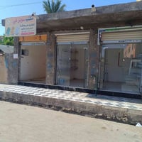 ثلاث محلات • للايجار • حي العمال