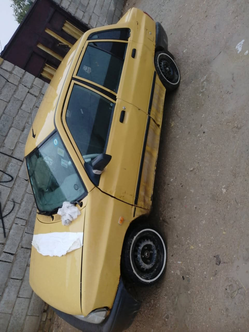 سلام عليكم سايبه موديل 2012 للبيع بيهه بدايه بخار ورابع يفلت ول باقي كله جديد رقم انكليزي وسنويه  لل 2030 وهزه بعدهي مه صاقطه سعر 22 وبيهه مجال مكان دوانيه الحمزه شرقي رقم ***********
