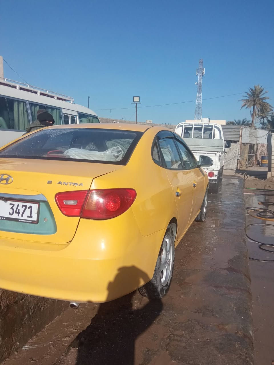 سلام عليكم 
النترا موديل 2011 خليجي 
مكينه ومير خير من الله 
حداديه 50% نص عمر 
تبريد منضومه جديده شادها يعني ثلج انسه حراره ب الصيف وي السويج 
وتدفئه مشتغلها جديده درجه اولى 
بيها طخه بسيطه ب الجاملغ الامامي جهت السايق طخه  بسيطه كلش ب الباب مال العبري موجوده صورة ما معمرها  
السياره مصفره هيئه وغرامات وصل خط جاهزه 
سنويه لل 28 يله تسقط 
مكينه 1600 اقتصادي مال شغل على باب الله 
معروضه ب 100 ورقه شده وبيها مجال بسيط 
عنواني بابل الهاشميه 
***********
