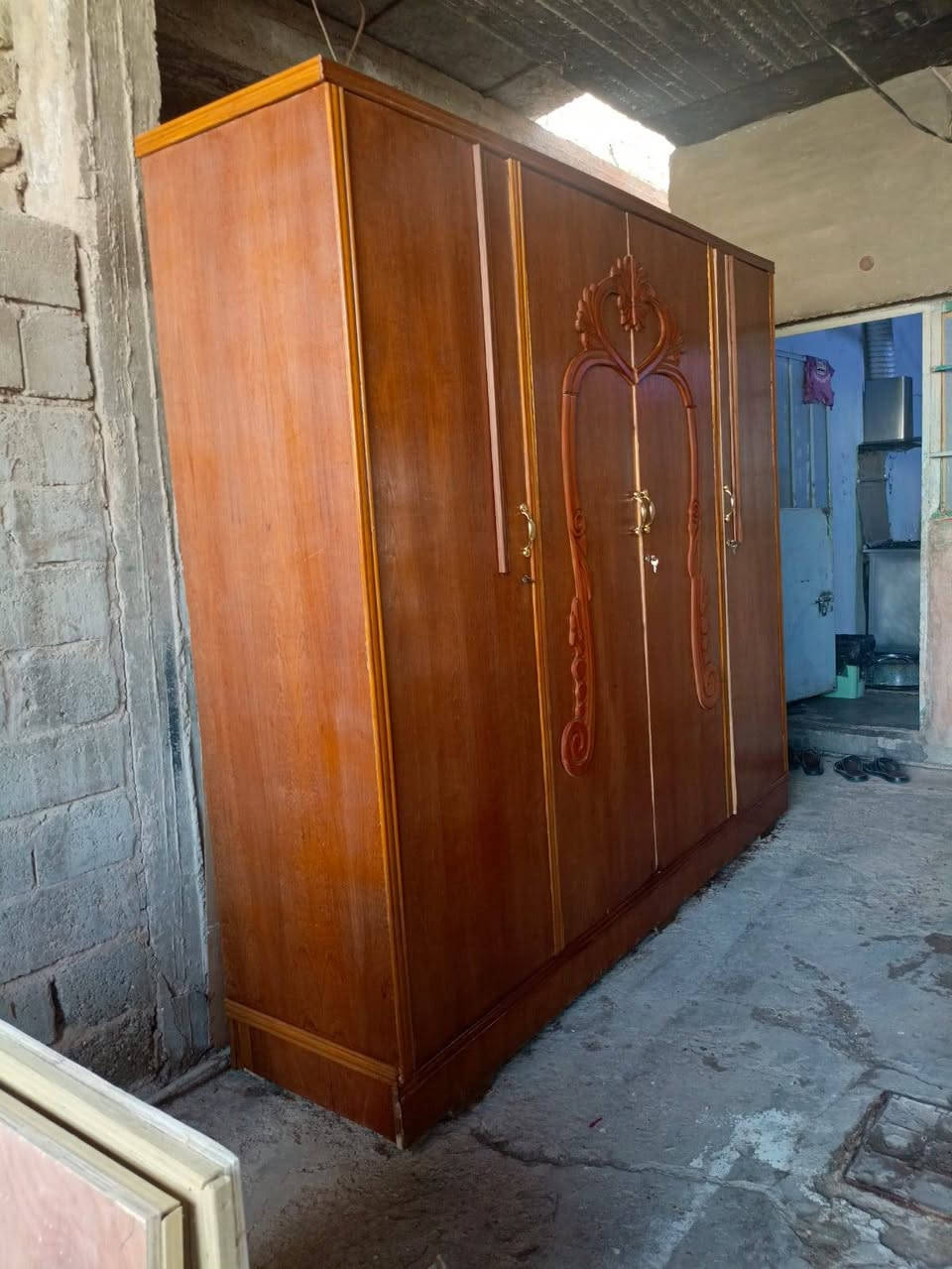 متااح.
*********** بي واتس
