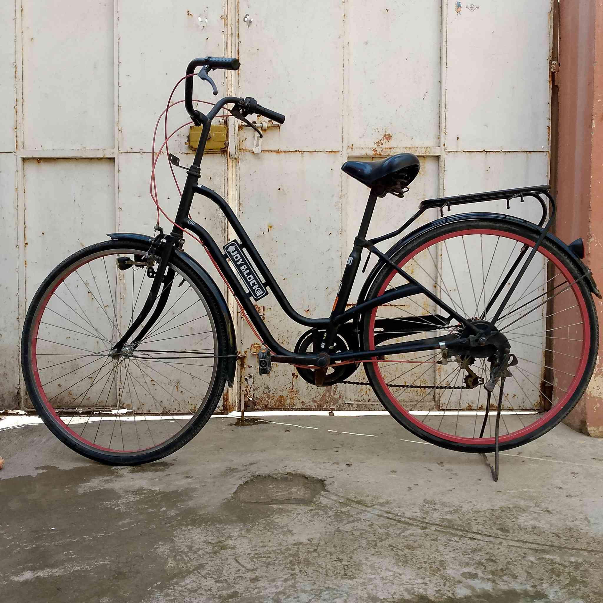 السلام عليكم بايسكل جديد ما ناقصه اي شي صار يومين من شتريته وسبب البيع ابو المحل بطلني من الشغل والسعر 100 وبي مجال قليل


**إذا كنت صاحب هذا الإعلان وتريد حذفه لأي سبب، رجاءا أرسل رسالة إلى الدعم الفني**