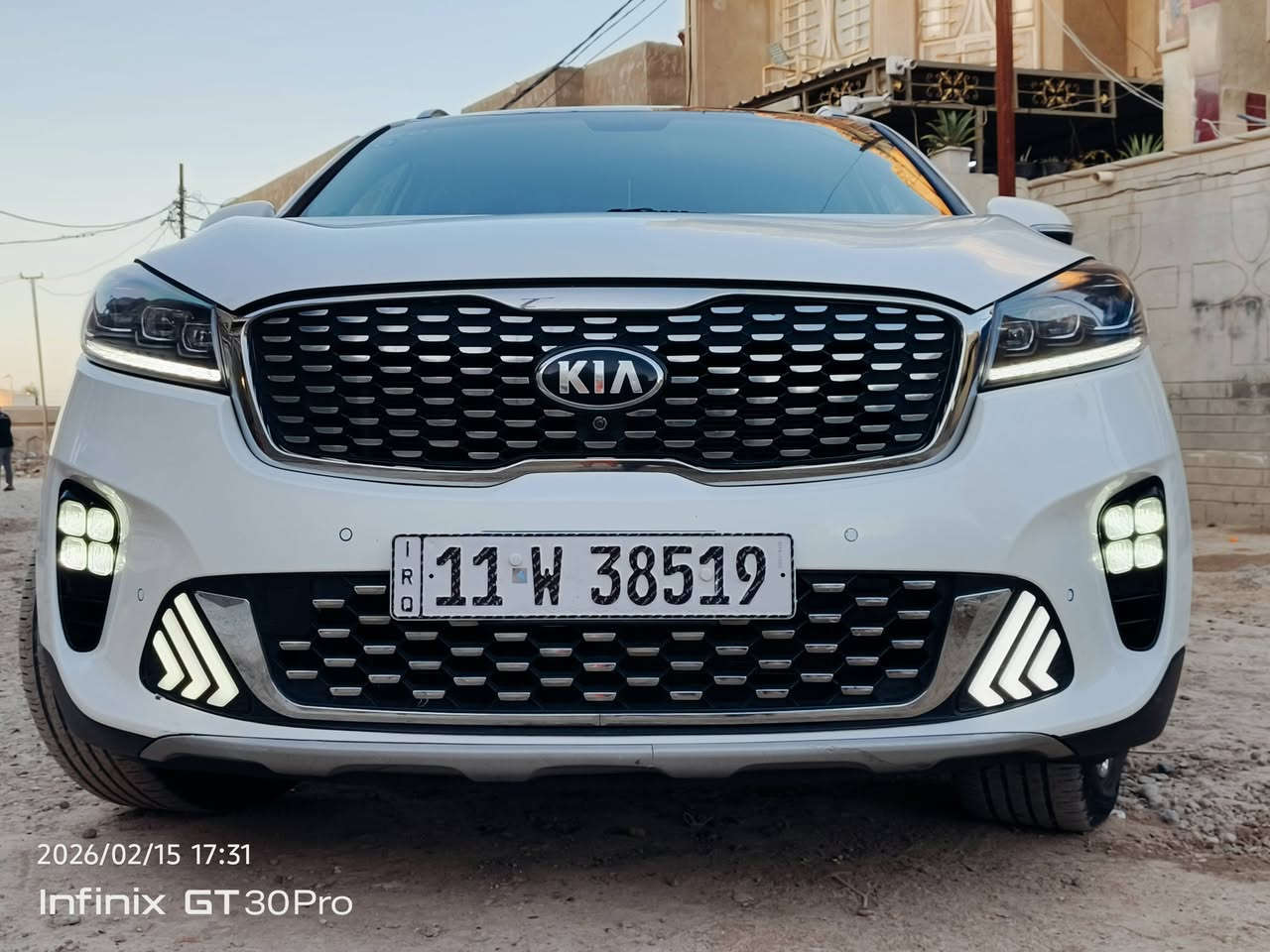 ‏🚨 للبيع | كيا سورينتو موديل 2019 شكل 2020 | فول مواصفات | بحالة الوكالة 🚨
سيارة كيا سورينتو 2019 شكل 2020 بحالة ممتازة جداً، استخدام شخصي، نظيفة من الداخل والخارج، جاهزة للفحص والتجربة السيارة ما تحتاج أي شي أبداً، كل شي فيها شغال 100%، مكينة ممتازة، قير ناعم، شاصي سليم، كهرباء كاملة، تكييف ثلج ❄️، صرفية بنزين ممتازة، راحة عالية جداً في السفر والمشاوير الطويلة.
‏🚗 تفاصيل السيارة:
‏الموديل: 2019
‏
‏الشكل: 2020
‏
‏الفئة: فول مواصفات
‏
‏اللون: أبيض لؤلؤي✨
‏
‏الممشى: 98 كم
‏
‏الوارد: خليجي
‏
‏عدد الركاب: 7 ركاب
‏
‏نوع الوقود: بنزين
‏
‏نوع القير: أوتوماتيك 8 نمر
‏
‏🛠 الحالة الفنية:
‏
‏فحص شاصي: سليم ✔️
‏
‏فحص مكينة: ممتاز ✔️
‏
‏فحص قير: ممتاز ✔️
‏
‏كفاله عامه
‏
‏بدون حوادث
‏
‏بدون صبغ
‏
‏بدون رش
‏
‏بدون ضربات
‏
‏بدون أعطال
‏
‏استخدام نظيف جداً
‏
‏⭐ المواصفات والمميزات:
‏
‏تشغيل بصمة
‏
‏دخول ذكي
‏
‏شاشة كبيرة تعمل باللمس
‏
‏نظام ملاحة GPS
‏
‏كاميرا خلفية عالية الدقة
‏
( 4 كاميرات) 
‏
‏حساسات أمامية وخلفية
‏
‏تحكم كامل بالمقود
‏
‏مثبت سرعة
‏
‏نظام مانع الانزلاق
‏
‏مرايا جانبية كهرباء مع إشارات
‏
‏إضاءة أمامية LED
‏
‏إضاءة نهارية LED
‏
‏كشافات ضباب
‏
‏تخم تاير جديد
‏
‏فتحة سقف بانوراما
‏
‏مقاعد جلد فاخرة
‏
‏مقاعد كهرباء
‏
‏تحكم بالمقاعد
‏
‏تبريد 3 قطع
‏
‏فتح شنطة كهرباء
‏
‏نظام بصمة للأبواب
‏
‏عزل صوت ممتاز
‏
‏راحة عالية في القيادة
‏
‏ثبات قوي على الخط
‏
‏أداء ممتاز داخل المدينة وعلى السفر
‏
‏سايد بريك بصمه
‏
‏🚙 السيارة مناسبة جداً لـ:
‏العائلة
‏السفر
‏الاستخدام اليومي
‏الخطوط الطويلة
‏الرحلات
‏الاستخدام الشخصي 
‏
‏📌 ملاحظات مهمة: السيارة نظيفة جداً جداً، استعمال خفيف، محافظ عليها بشكل كبير، كل الصيانات الدورية منتظمة، لم يتم العبث بأي جزء، جاهزة للفحص بأي مكان يختاره المشتري، ومن حقك تفحص وتتاكد 100%.
‏💰 السعر: 280 قابل للتفاوض البسيط للجادين فقط
‏📍 الموقع: بغداد أبو غريب أو العامريه
‏📞 للتواصل: ***********
