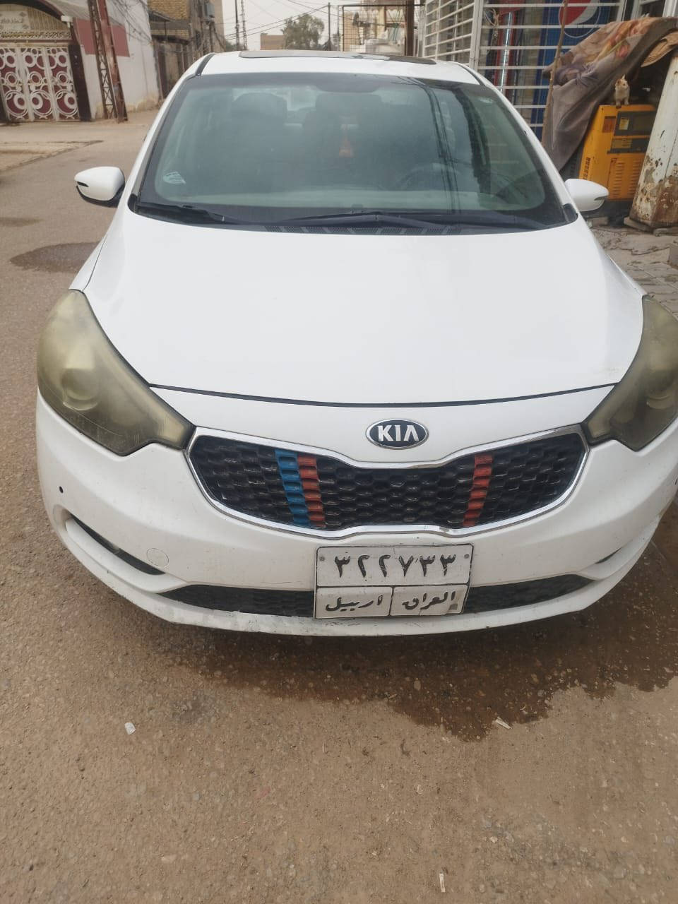 كيا سيراتو 13 فول بصمه رقم اربيل السعر 97 وبيها مجال بسيط الاتصال ***********
