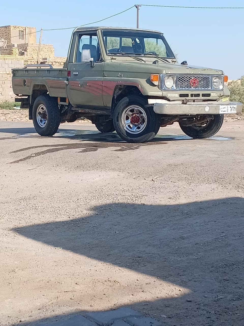 لاندكروز شاص1988كير6مكينه 3fبيه ربل كايد فقط شاصي مكفول بدي نضيف  لوكير شغال اكسنات خير من الله مكاني ميسان سعر50وبي مجال ***********
