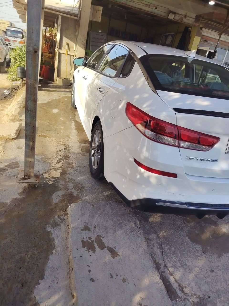 السلام عليكم كيا اوبتما أمريكي موديل 2020 مكينه 2400 جديده سياره كلين وناشر صور الحادث كلش بصيط ايربك كله سليم بيهه بل العراق جاملغ ايسر مبدل فقط سياره جديده معنه الكلمه من كل جانب عل وضع الشركه  صدر جديد تخم تاير جديد  ماشيه 68رقم اربيل بسمي تريد تحويل وكاله موجود مواصفات سياره جميع مواصفات عده بصمه والفتحه معروفه مواصفات fe ميحتاج اذكرهه  مكان سياره بغداد التاجي سعر 150 وبيها مجال بسيط 
رقم الهاتف ***********
