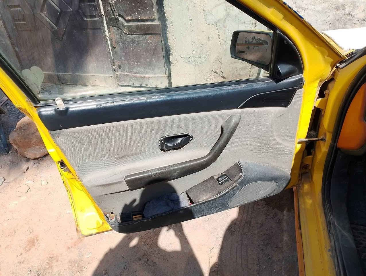 السلام عليكم 
سمند للبيع ومراوس
موديل 2009
رقم بغداد
مكينه وكير مكفولات
مكاني دوانيه الحمزه الشرقي
***********
رقمي  بي واتساب 
اي استفسار خادم اني
السعر 25 بيه مجال
