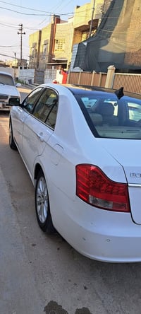 السعر 72 وبيها مجال امكراند c8 محرك 2400 بيها صبغ بابين الصدر والي ورا...