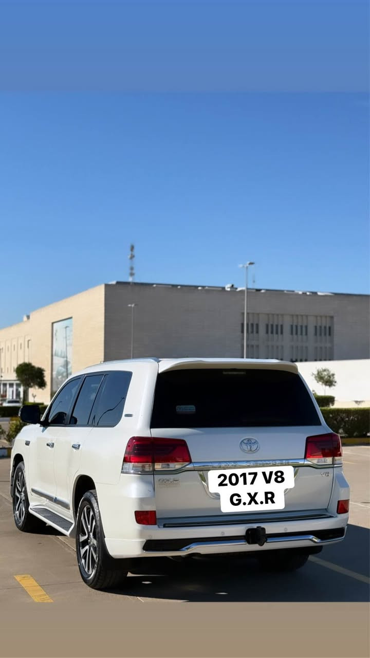 ‎تۆیۆتا لاندکڕۆز 2017 مواسەفات GXR وایت ئیدیشن 
‎سفری شەریکەی جیهان 
‎فول فول مواسەفات 
‎مەکینەی v8  
‎133  هەزار کیلۆمەتر ڕۆیشتووە 
‎ناو زەرد 
‎سەلاجە 
 
‎سڵایت 
‎سوکان کارەبایی 

‎دەبڵ ئەکسل 
‎ڕادار و شەغال 
‎کامێرا 
‎حساس 
‎هۆک 
‎تبرید مەرکەزی 
‎سەنەوی و فحسی نوێیە 
‎هەموو شتێکی نوێیە 
‎هیچی مەسرەفێکی تێدانیە 
‎پاتری و چوار تایەی نوێی لەژێرە 
‎هەموو گیانی بەشەرت 
‎بێ بۆیاغ بێ سارد بێ شوخت 
‎دەعامی بۆ دەعامی بەشەرت  
نرخي سعر   515$
‎گێر و مەکیەنەی بەشەرت نەکراوەتەوە 
‎برغۆی بانەدراوە لەسەر دەقی شەریکە 
‎هیچ کێشەیەکی تێدا نییە 
‎ موافةقةي جام رةشي بؤ كراوة تاكو 1 سال ٪؜80 
‎ژمارەی خاوەنەکەی 
*********** أربيل, العراق
