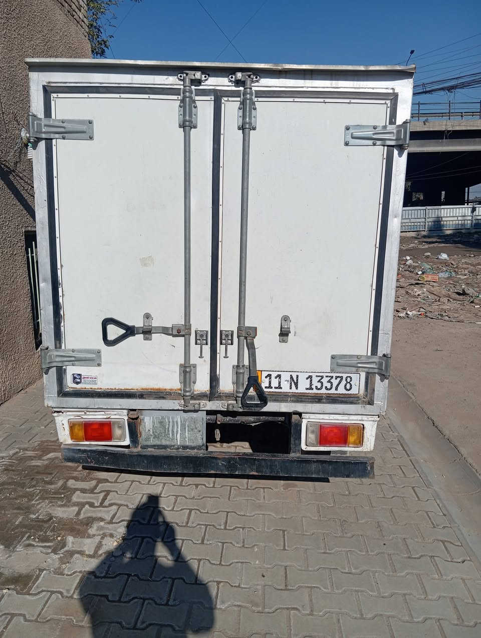 السلام عليكم ورحمه الله وبركاته سياره كيا فحل سنويه جديده رقم جديد براد شغال ثلج  الشراي اتصال عل رقن***********
