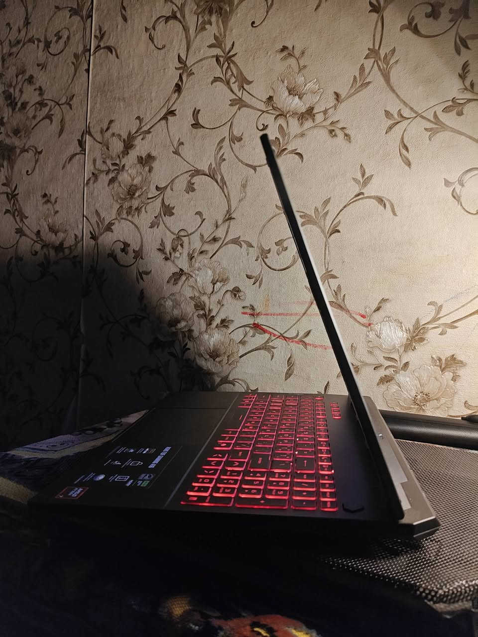 لابتوب اوبن بوكس ممستخدم
Asus tuf A16 
كارت 5050 8 كيكا 
صار 3 اسابيع مشتري بس ممستخدمة وضمان النبع بي والوصل موجود لا مستعملة ولا شي يمكن شاحنة 5 مرات 
تواصل واتساب فقط ***********
