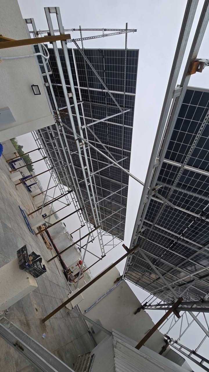 السلام عليكم وتحية طيبه لجميع المتابعين..
منظومة 180 امبير ونهاري  وليلي لمدة ساعتين ...
تفاصيل العمل في رابط الفديو اسفل👇👇👇 مشاهدة ممتعة
https://www.facebook.com/share/v/1EFqu6FYX7/

*********** واتساب..
