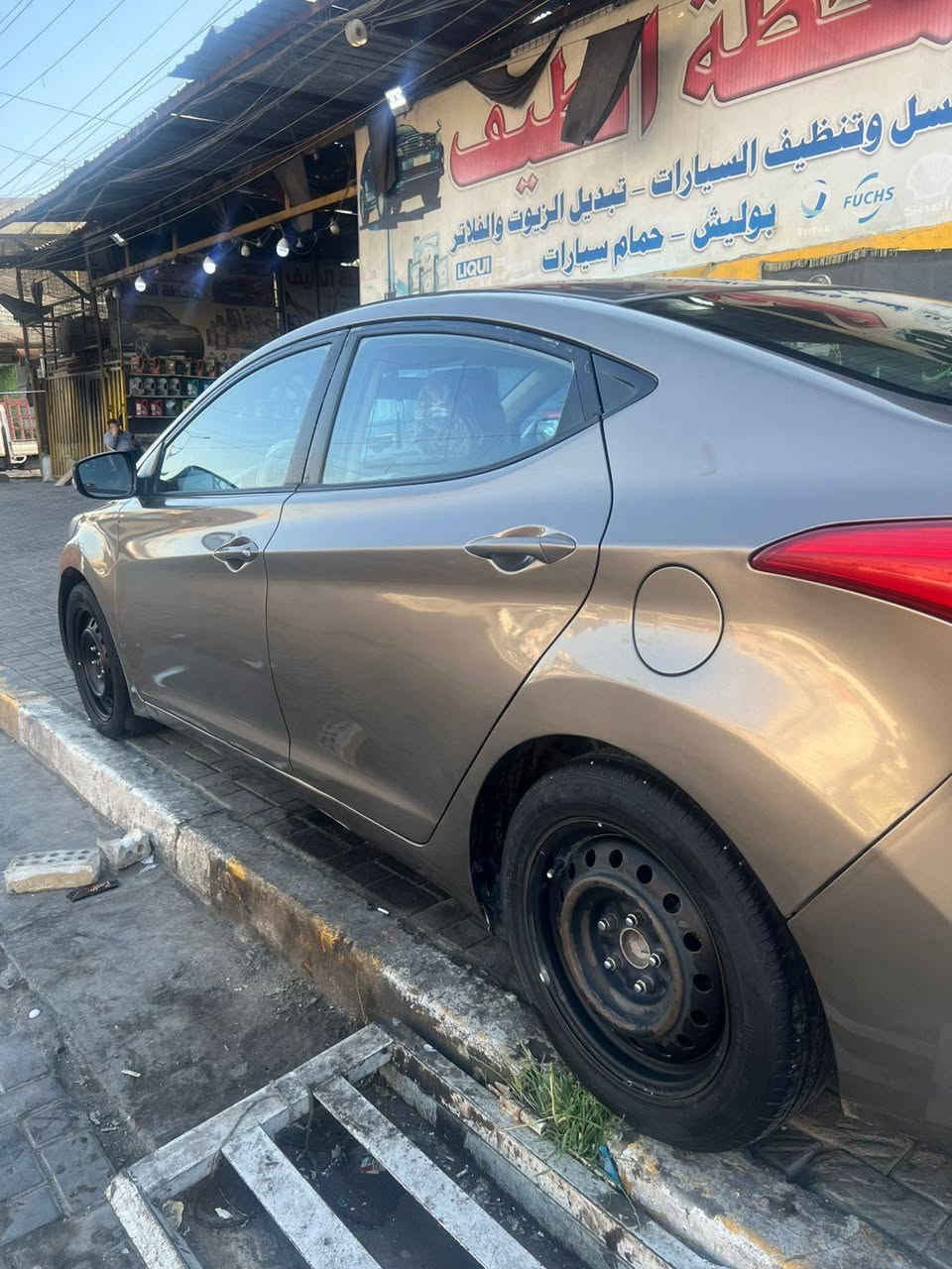 السلام عليكم
النترا موديل ١٢ خليجي فول مواصفات. سياره مصبوغه عام أثر جراد رقم بغداد  عارضها ٨٤  *********** وتساب
