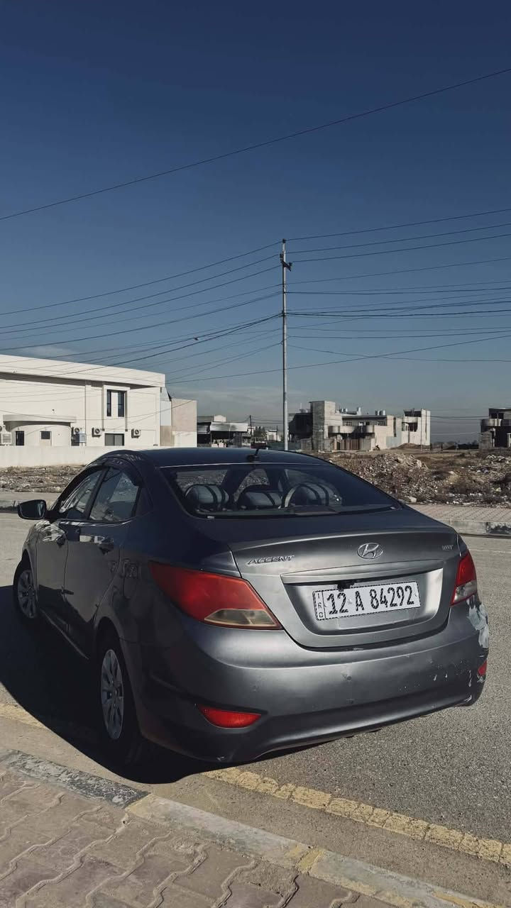 السلام عليكم
اكسنت 2016 (وارد امريكي).

ضررها /صندوك مبدل في امريكا

و باب خلفي من جهة النفر تعديل بارد 

بجم كبس💯

محرك وكير شرط .

كوبون بانزين.

رقم نينوى دولي شرط التحويل .

والسعر جدا مناسب .

تواصل عبر الهاتف او عبر الواتساب(***********)
