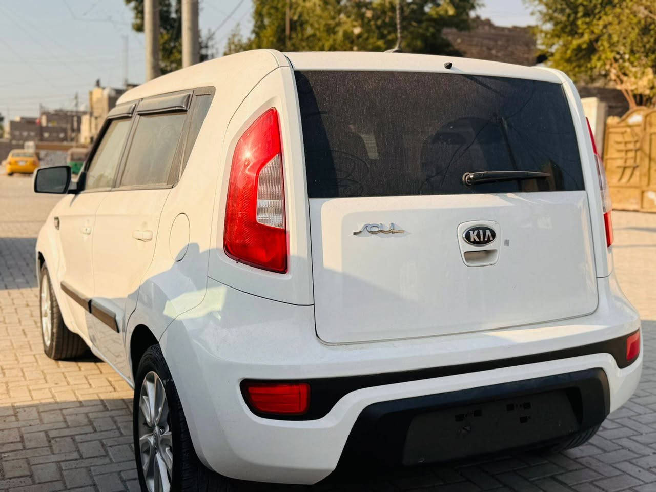 سلام عليكم
صول موديل 2013 
أدوات أدوات
دخول جديد
مكانها بغداد
السعر ٤٢ $
هاتف ***********
