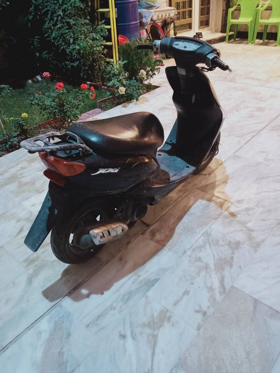 دراجه عصفوريه 60 شغاله مابيه شي رايدة 150 للاتصال بغداد زيونه ***********
