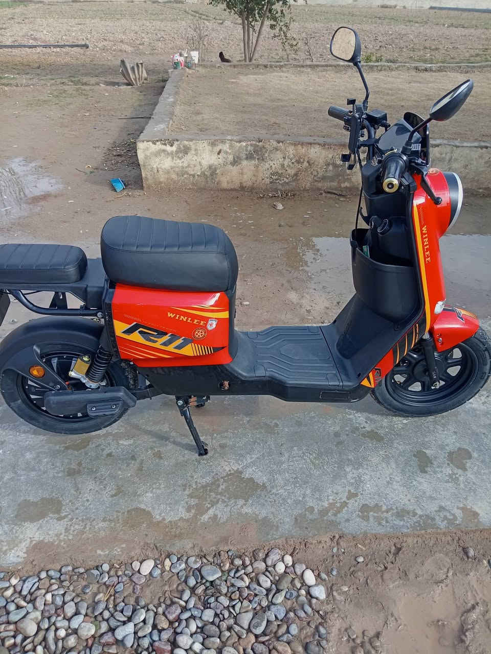 موطور شحن R11موديل 2026
جديد مستخدم شهر.

 بس ميبث ماعرف شبي 

بطاريه 5 ليثيوم جديده

كهربائيات كله شغاله 

السعر 650وبي مجال 
مكاني الشرقاط الساحل الايسر قريه السفينه
خاص او الاتصال 
***********
