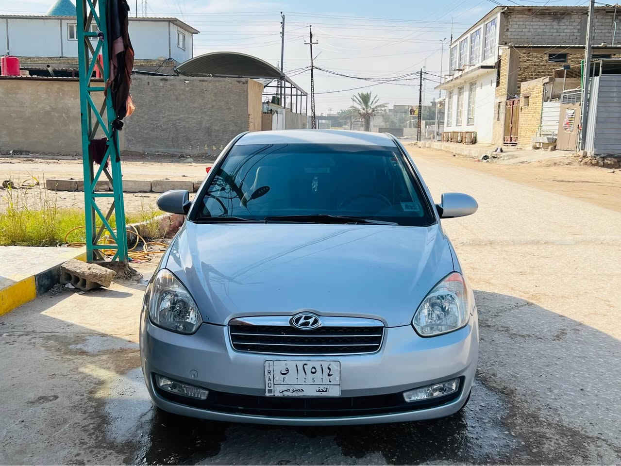 السلام عليكم 
اكسنت 2009 رقم نجف الماني سنويه لل27 

السياره جاهزه حداديه تبريد تدفئه تخم تاير مكينه وسط 

السياره بيهه قطعتين صبغ ربع الجاملغ الخلفي من جوه 
والبنيد مصبوغ 

القماره بيهه جراد بس الصفاح مابيهن جراد نهائيا 

السياره حلوه وذكرت كلشي بيهه 
السعر 83 وبيهه مجال بسيط جدا 

المكان كوفه حي ميسان 
*********** النجف, العراق
