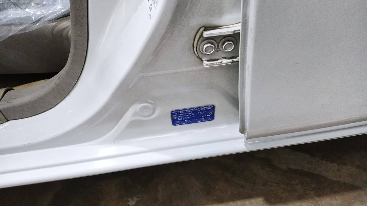 ‏‏السلام عليكم نيسان سني هندي 2019 ماشية 64 كير محرك تبريد صدر مكفولة بدون ضربة وبدون صبغ ما عدا باب خلفي أقل شبر صبغ رقم بغداد الدولي الجديد سنوية هزة كله جديد بأسمنا تخم تاير وصدر جديد حساس كامرة وتحكمات دبل ايرباك سيارة هندي أصلي أبو الالبيتة الزركة السعر 118 ورقة وبيهة مجال 
‏العنوان:بغداد الأعظمية 
‏الاتصال ***********
