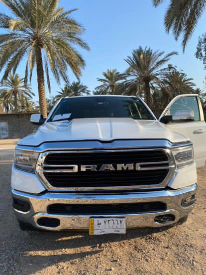 دوج رام  ♈️ 
 فئة لون ستار موديل 2021 
فول مواصفات عده لفتحه 
مقاعد تدفئة تبريد 
شاشة تسلا 13 انش .
مري شفط 
 اشاير مري 
 ويل 18
حداية سياره كامله 100/100
ادامة قبل اسبوعين 
ضرر سياره بسيط (جاملغ وخشم لبنيد ) 
سعر. 255وبي مجال (يرهم مراوس حسب لقناعه (اوباما جارجر ) 
رقم ‭٠٧٨٣ ٢٦٦ ٠١١٤‬ 
***********
