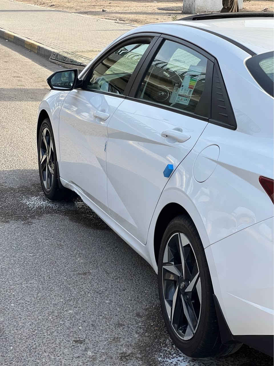 سلام عليكم ورحمة الله وبركاته 
انترا البيع مديل 2023محرك 1600كير ايتي مواصفاته نص فول سياره حداده جديده تخم تاير جديد جاهزه من كلشي غير المذكور بسونار بعد مابيه شي كفال سعر 153بيه مجال قليل تصل وانه خادم*********** البصرة, العراق
