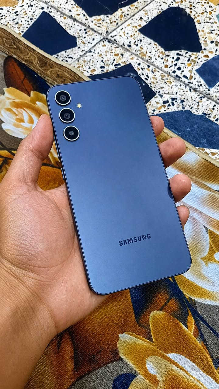مراوس فقط ايفون
سامسونج A34 5G  ذاكرة 128  عشوائية 8  محدث اخر تحديث android 16   one ui 8.5  مكفول من الفتح و التصليح 
فقط مراوس ايفون 
مكاني بغداد


**إذا كنت صاحب هذا الإعلان وتريد حذفه لأي سبب، رجاءا أرسل رسالة إلى الدعم الفني**