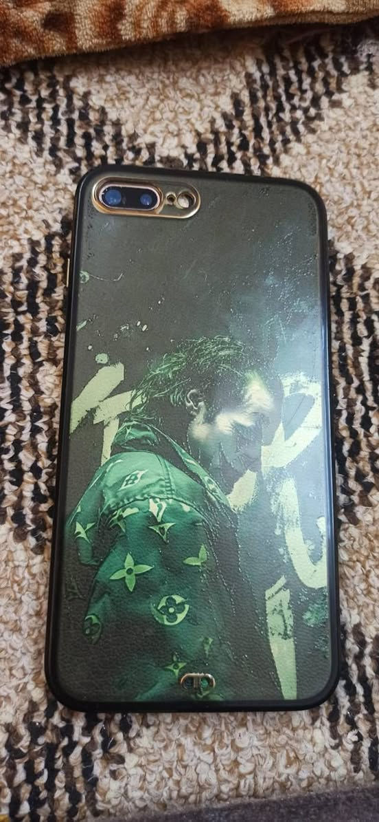 سلام عليكم افوان 8بلص البيع ذكر 64 بصمه وكفه كأمر اماميه وكف سعر 60 الف ***********
