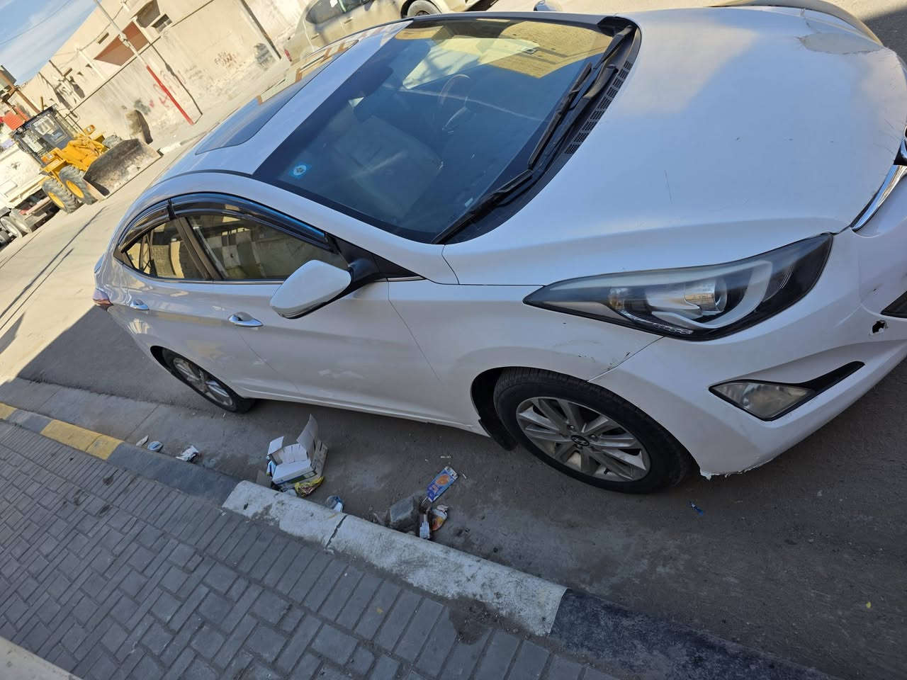 السلام وعليكم انترا خليجي فول ما عدا البصمه التقرير كدام عينك مكينه ٢٠٠٠ تخم تاير  المديل ٢٠١٥ انا مكلف بنشر المكان بصره رقم الاماني دولي بسمي السياره رقم الهاتف ***********
