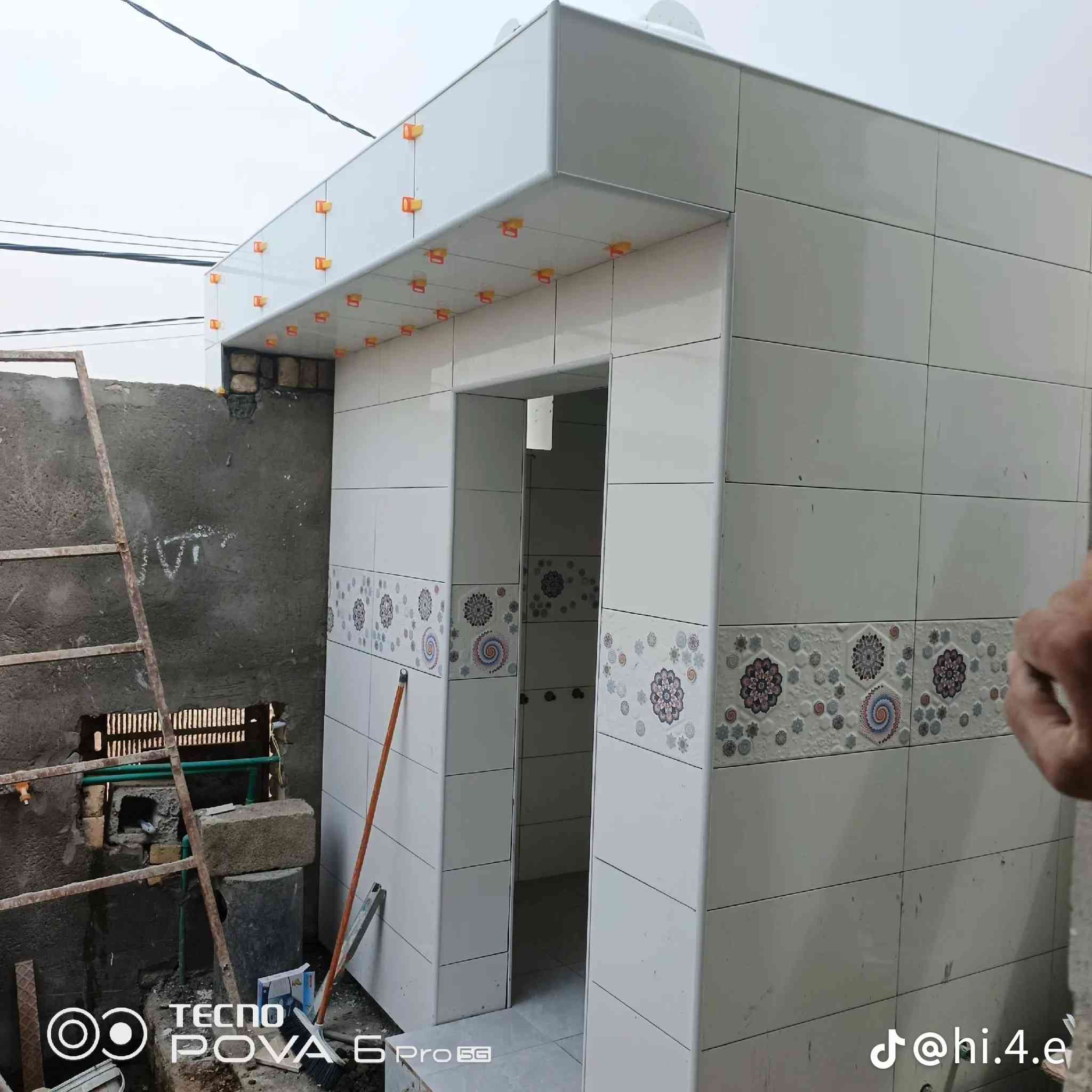 خلفه سيراميك درجئ اولئ ارضي وجداري المتر 7 تجي شوف شغل بعينك متواجد وتساب فيس ***********///***********
