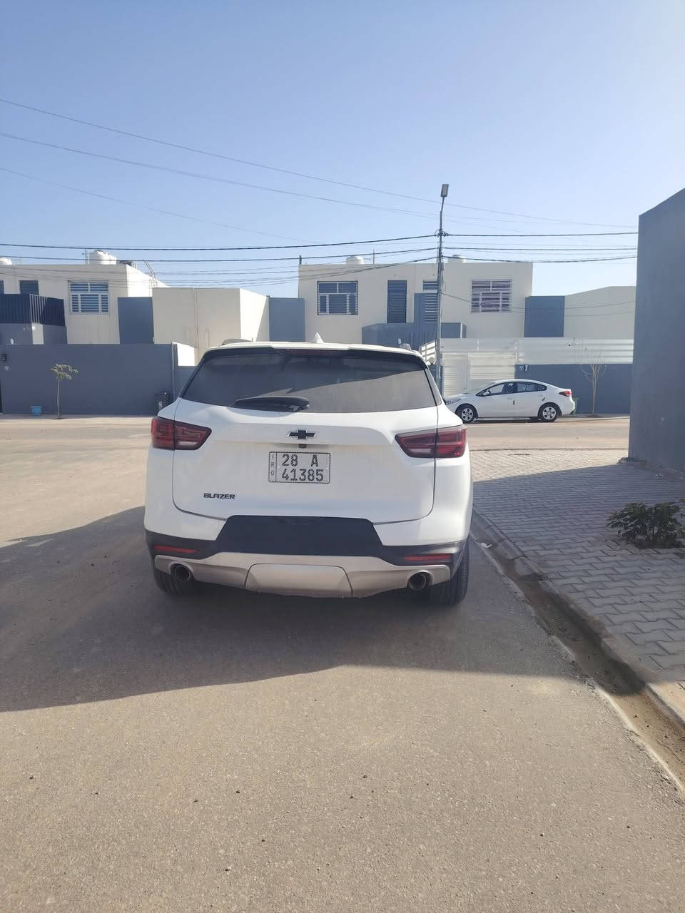 السلام عليكم
شوفرليت بلايزر LT2  2023

رقم نجف 

موصفات عدى الفتحه 

جنطه كهرباء ردار امامي وخلفي

تحكم ستيرن جهتين مثبت سرعه

تشغيل عن بعد بصمه

كشنات تدفئه تبريد تبريد 2 قطعتين

محرك ٤ سلندر  تيربو 

وارد امريكا حادث صفحه بدون تبديل اي قطعه 
البچم كبس مابي اي مشكله 

السعر 175  وبيها مجال
 واتساب او اتصال فقط خاص ماكو 
رقم: ***********
