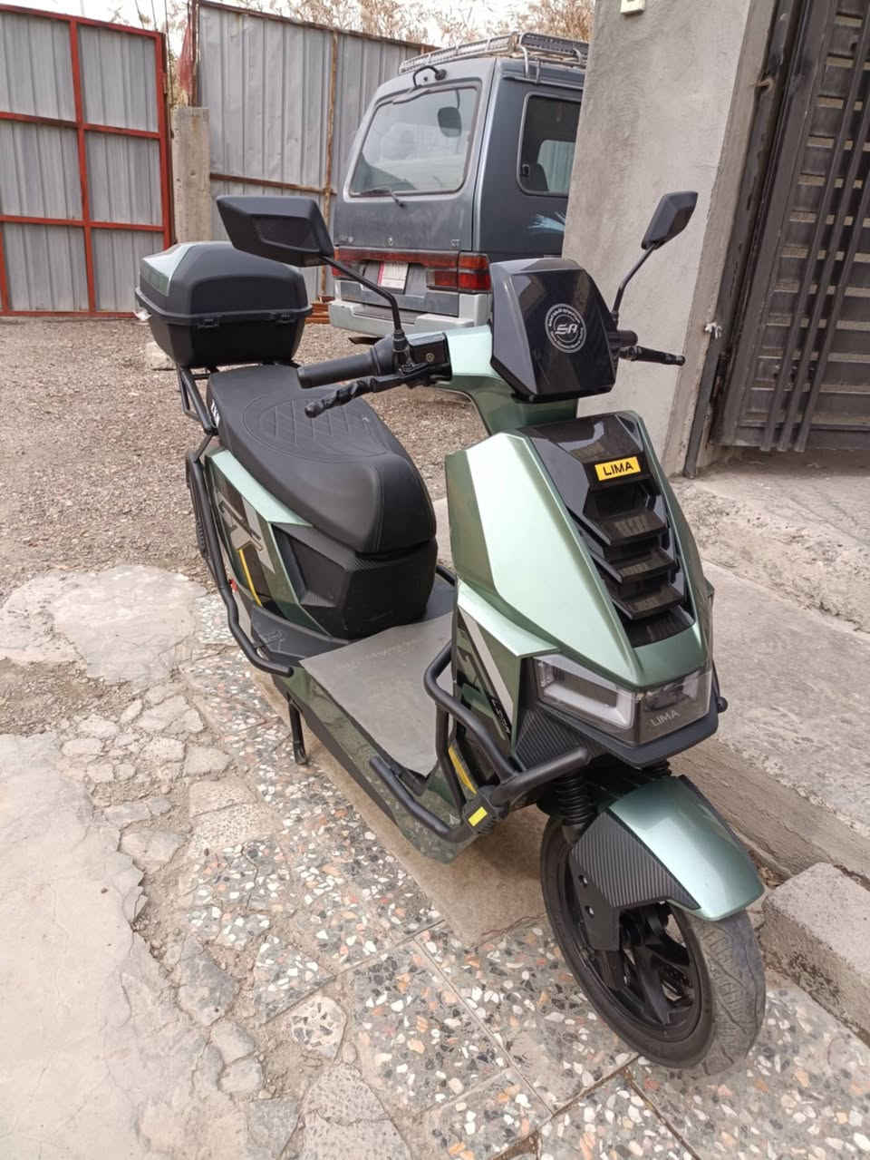 سرعة حقيقية 75 +45كيلو الشحنة الوحدة  تمشي  ترجع بك ثنين بصمة اوسويج تشخيل عل بصمة بدون سويج رقم *********** مكان بياع الشرطه الخامسه سعر 975 الف بيهة مجال بصيط
